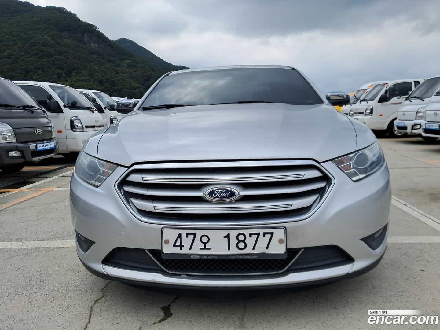 Taurus Ford 2014.8-OUTER-003