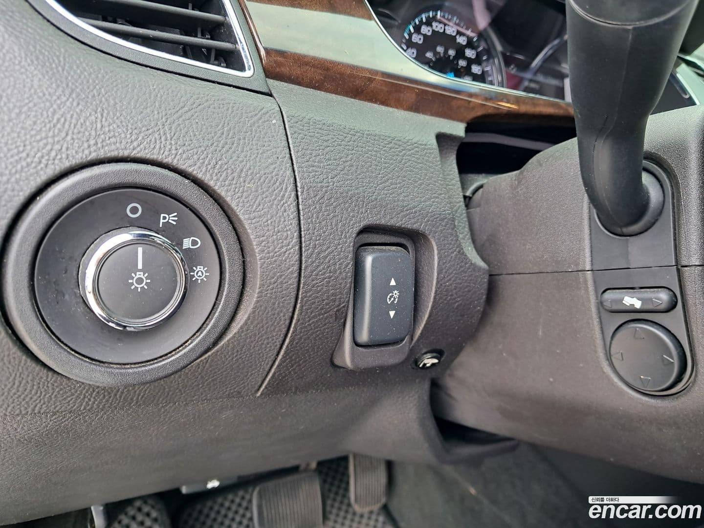 Main__Slider__Photo:Taurus Ford 2014.8-14