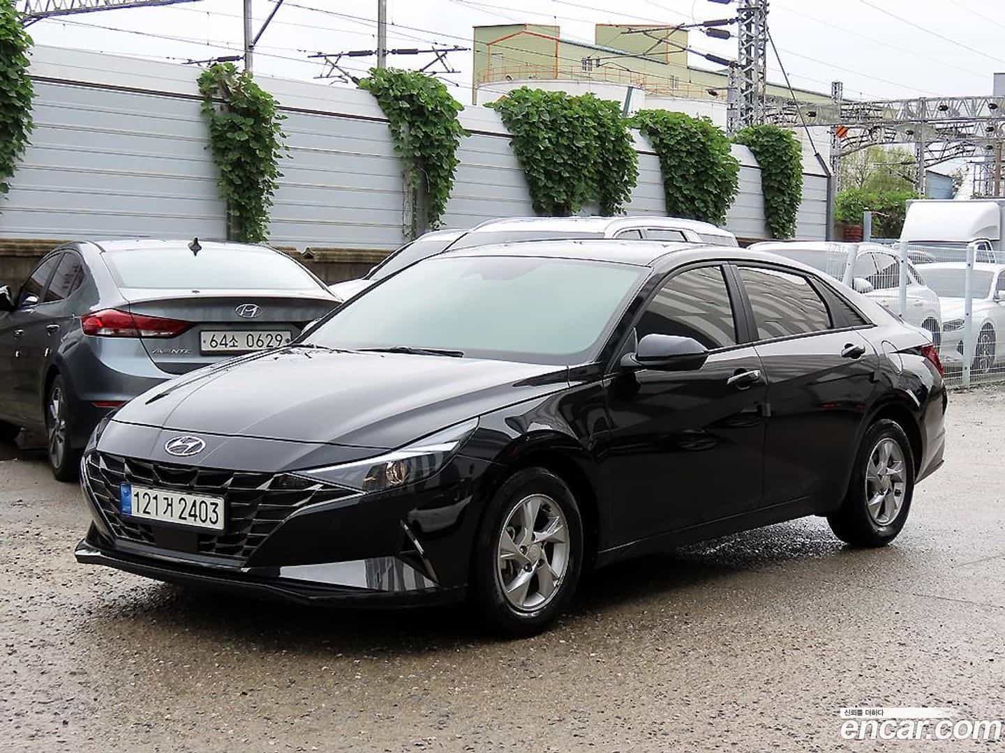 AVANTE Hyundai 2022.6-OUTER-001