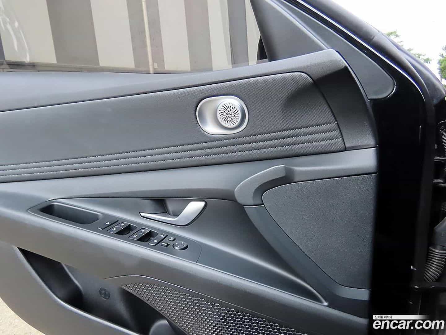 AVANTE Hyundai 2022.6-OPTION-016