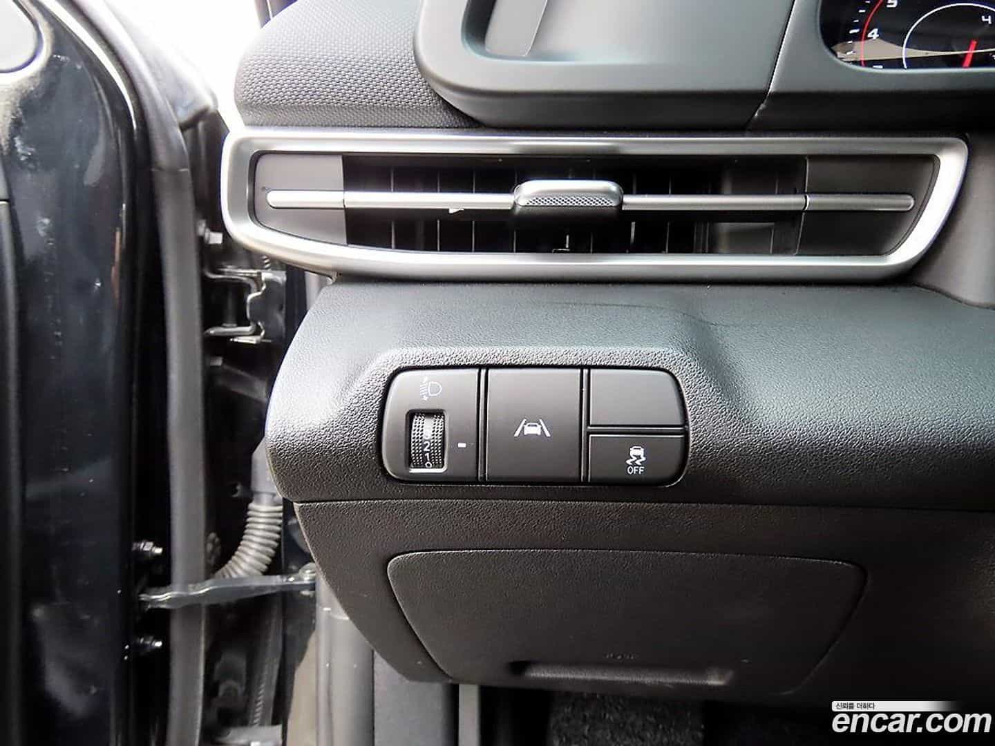 AVANTE Hyundai 2022.6-OPTION-017