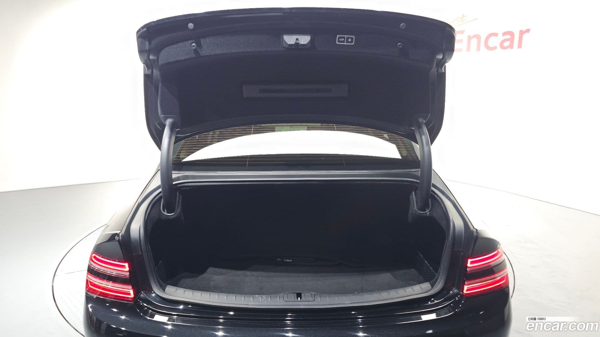 Main__Slider__Photo:G80 Genesis 2020.9-19