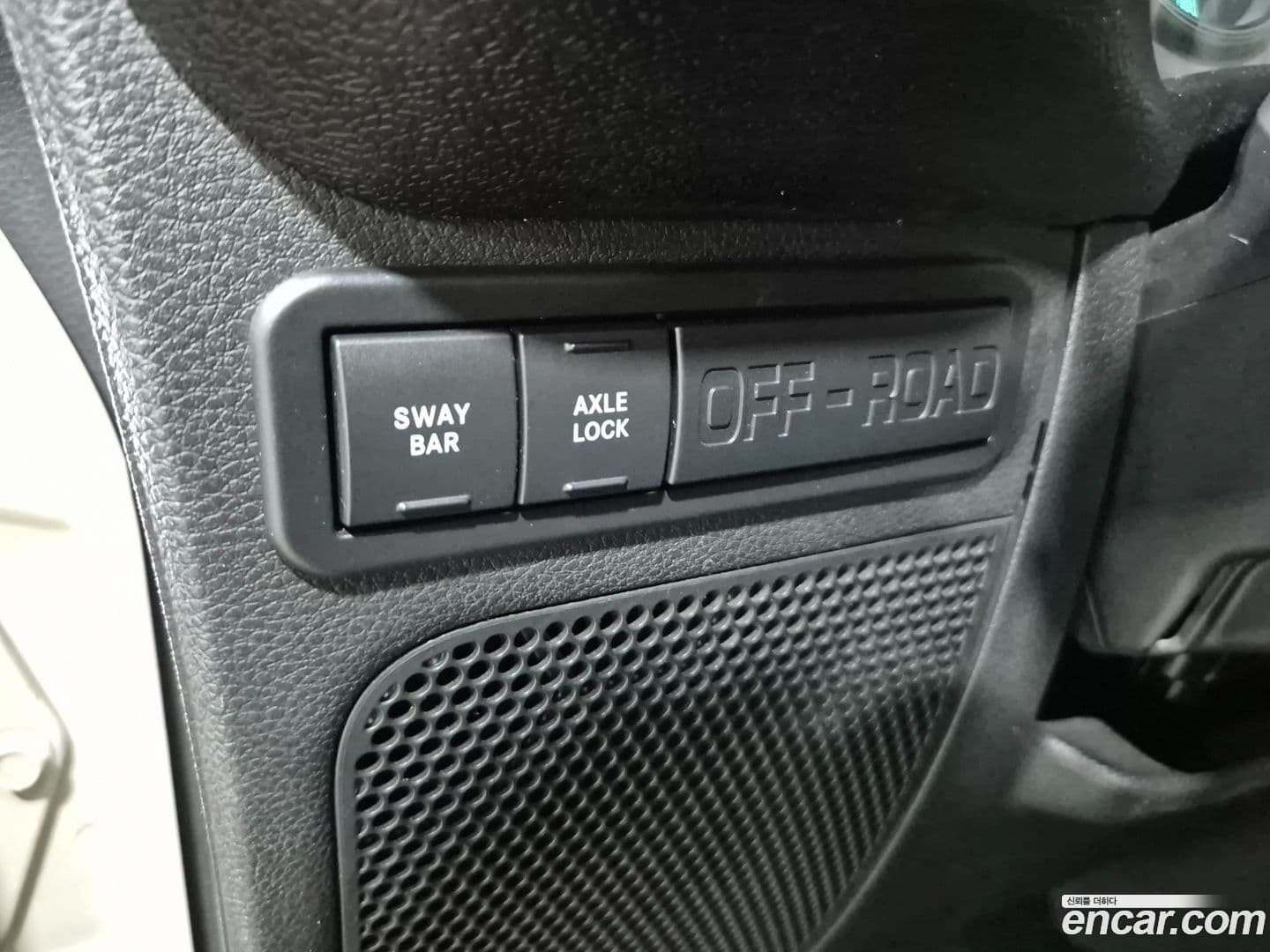 Main__Slider__Photo:Wrangler Jeep 2017.11-15