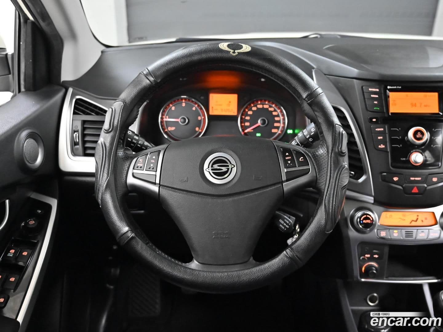 Main__Slider__Photo:KORANDO KG_Mobility_Ssangyong 2014.8-12