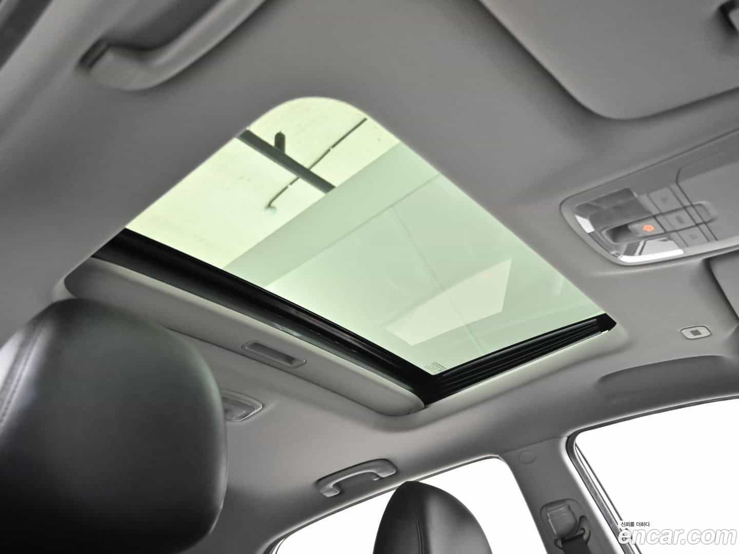 KORANDO KG_Mobility_Ssangyong 2014.8-OPTION-023