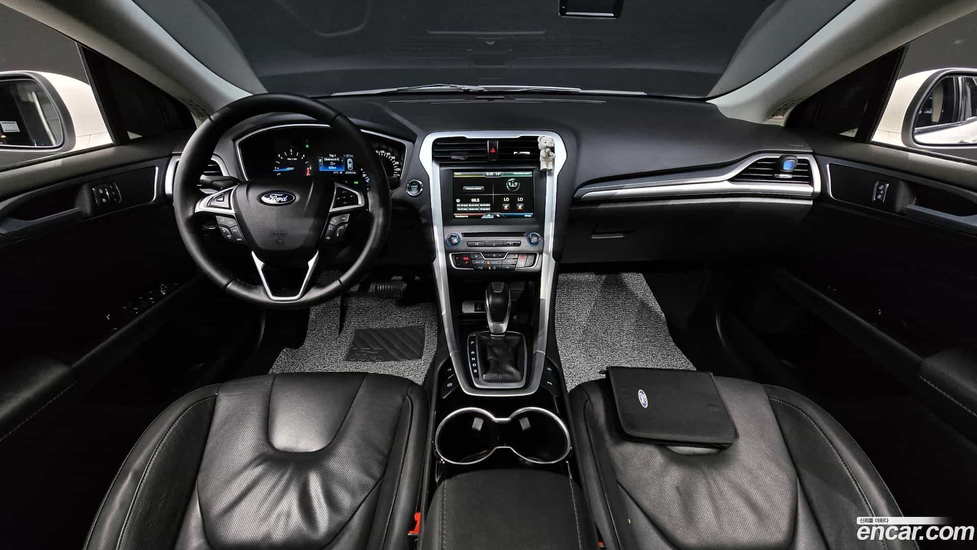 Mondeo Ford 2015.5-INNER-007