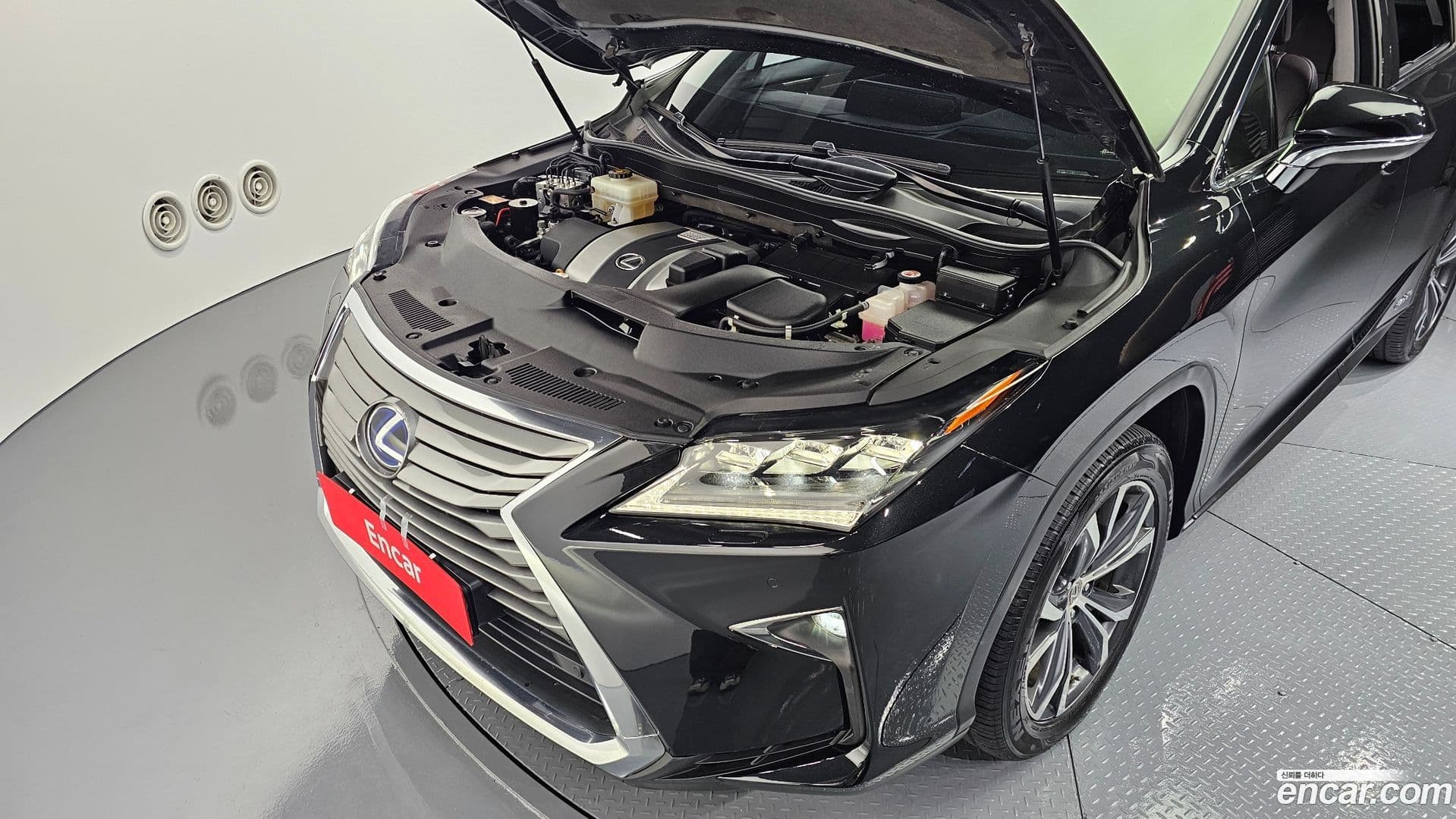 Main__Slider__Photo:RX Lexus 2017.11-5