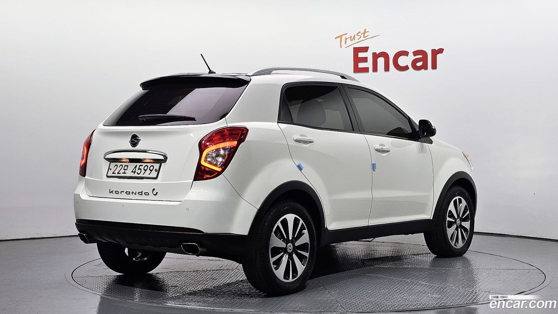 Main__Slider__Photo:KORANDO KG_Mobility_Ssangyong 2015.4-1