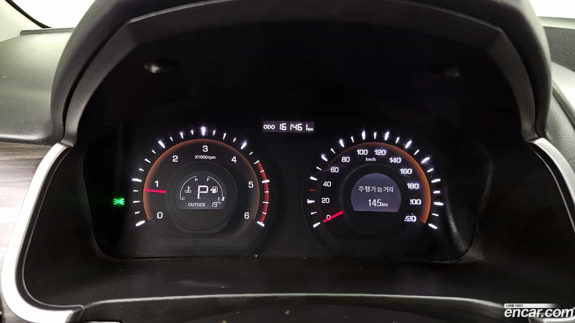 KORANDO KG_Mobility_Ssangyong 2015.4-INNER-008