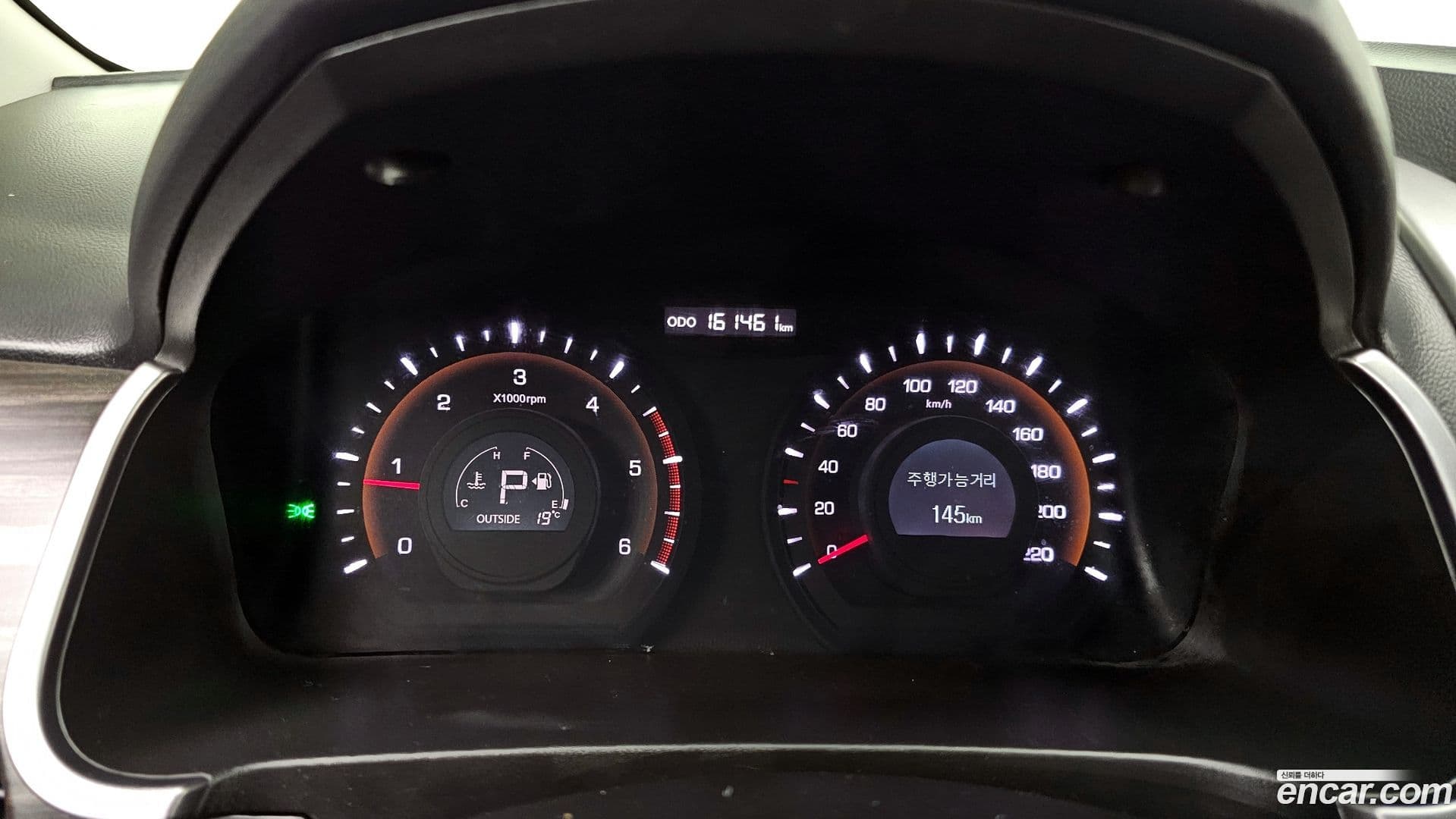 Main__Slider__Photo:KORANDO KG_Mobility_Ssangyong 2015.4-7