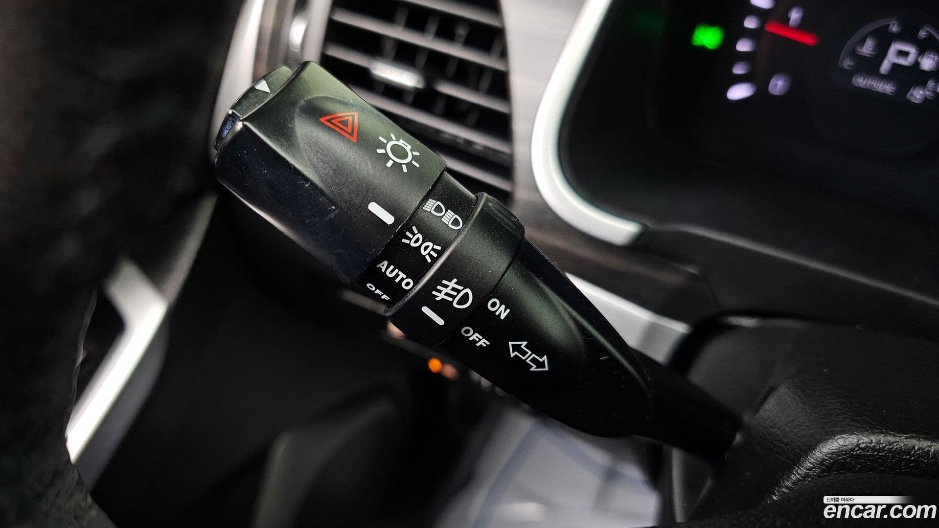 Main__Slider__Photo:KORANDO KG_Mobility_Ssangyong 2015.4-15