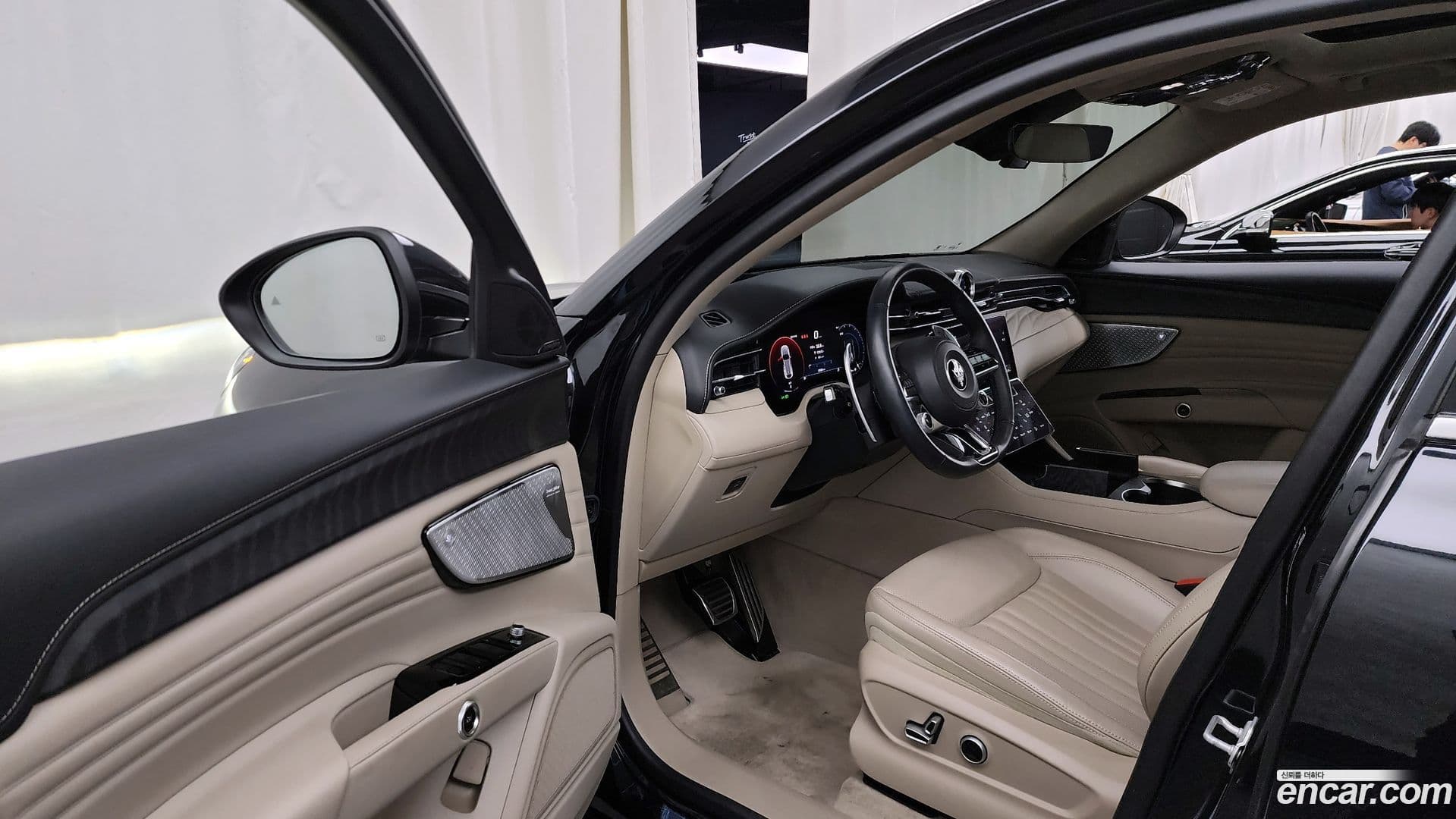 Main__Slider__Photo:Grecale Maserati 2023.4-9