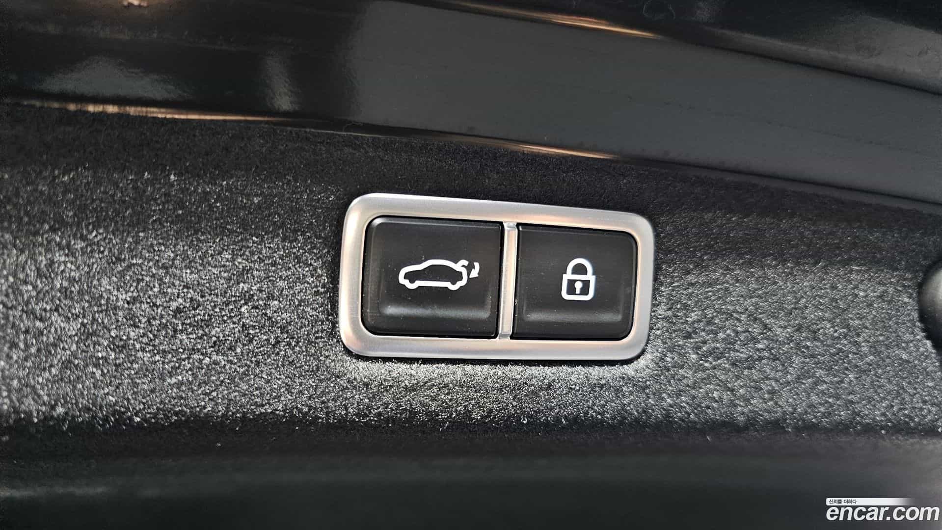 Grandeur Hyundai 2024.0-OPTION-024