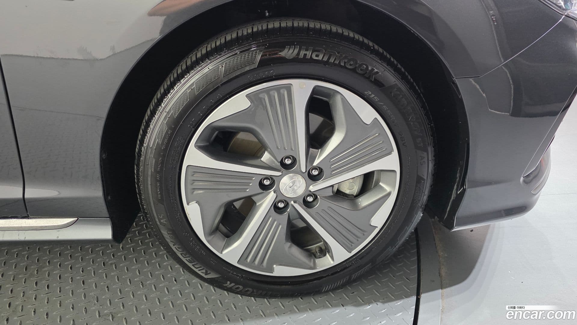 Main__Slider__Photo:Sonata Hyundai 2018.11-4