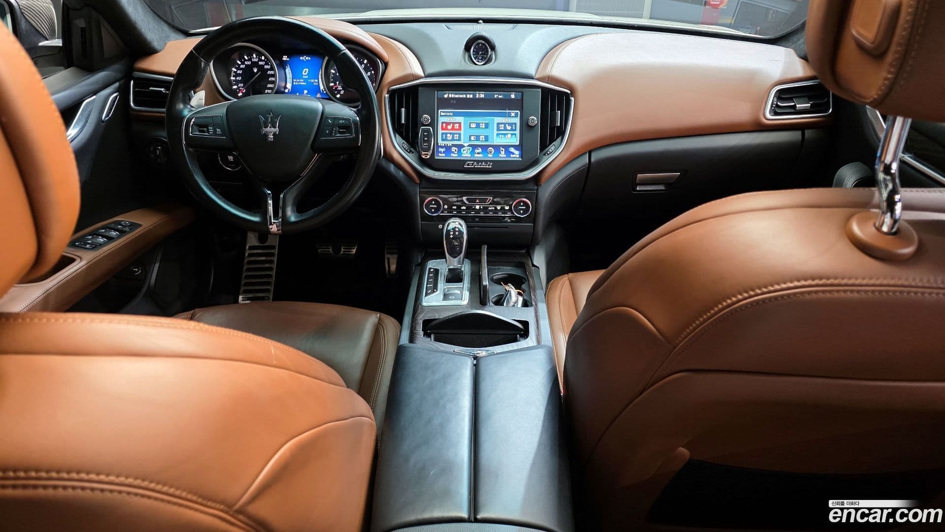 Main__Slider__Photo:Ghibli Maserati 2016.8-6
