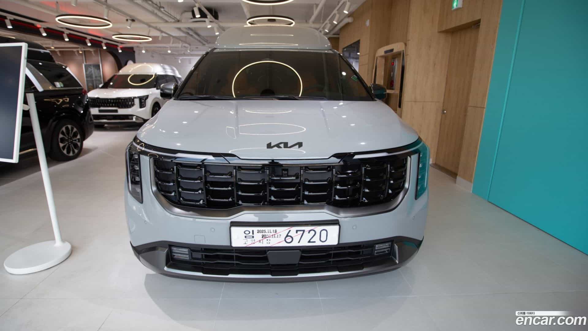 Canival Kia 2025.3-OUTER-001