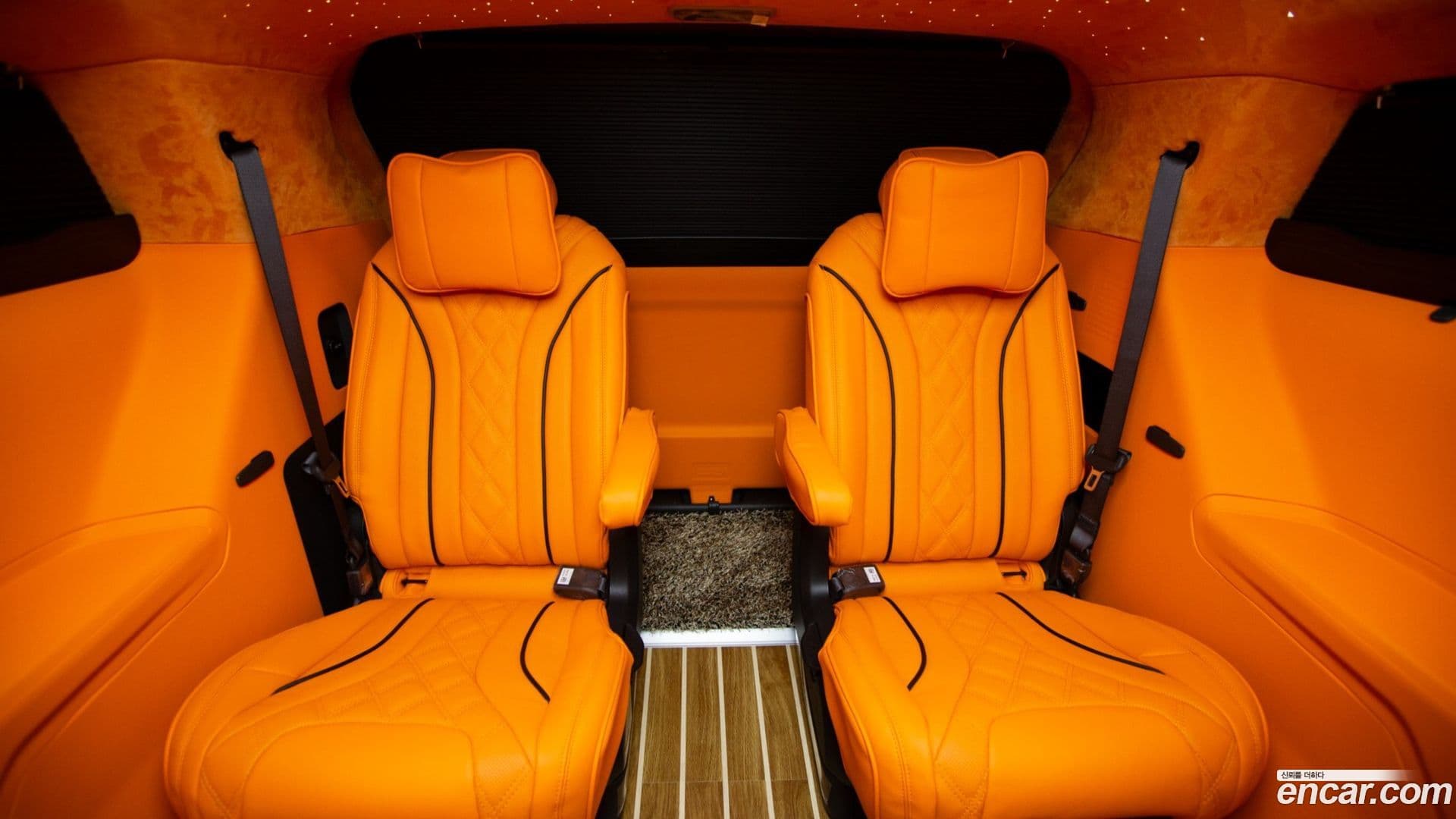 Main__Slider__Photo:Canival Kia 2025.3-17