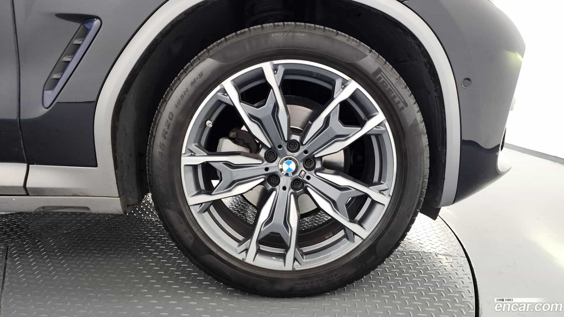 X4 BMW 2021.0-OUTER-005