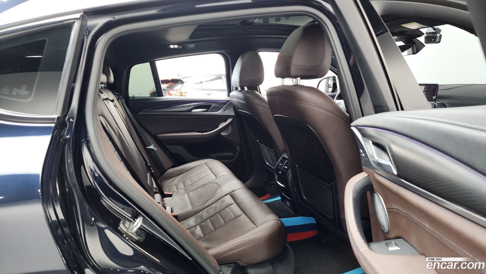 Main__Slider__Photo:X4 BMW 2021.0-11