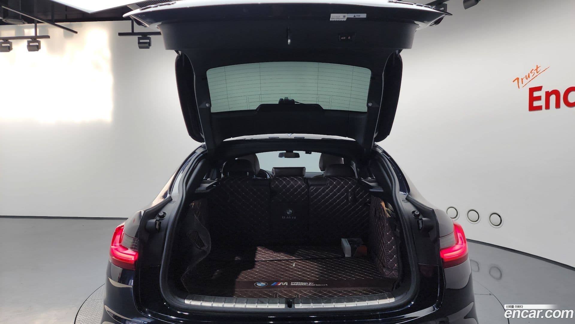 Main__Slider__Photo:X4 BMW 2021.0-19