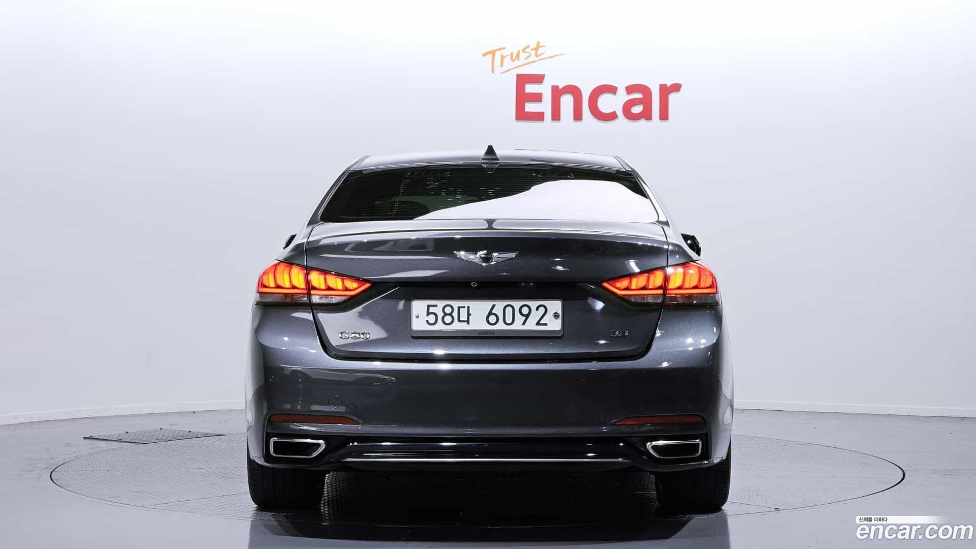 G80 Genesis 2017.10-OUTER-004