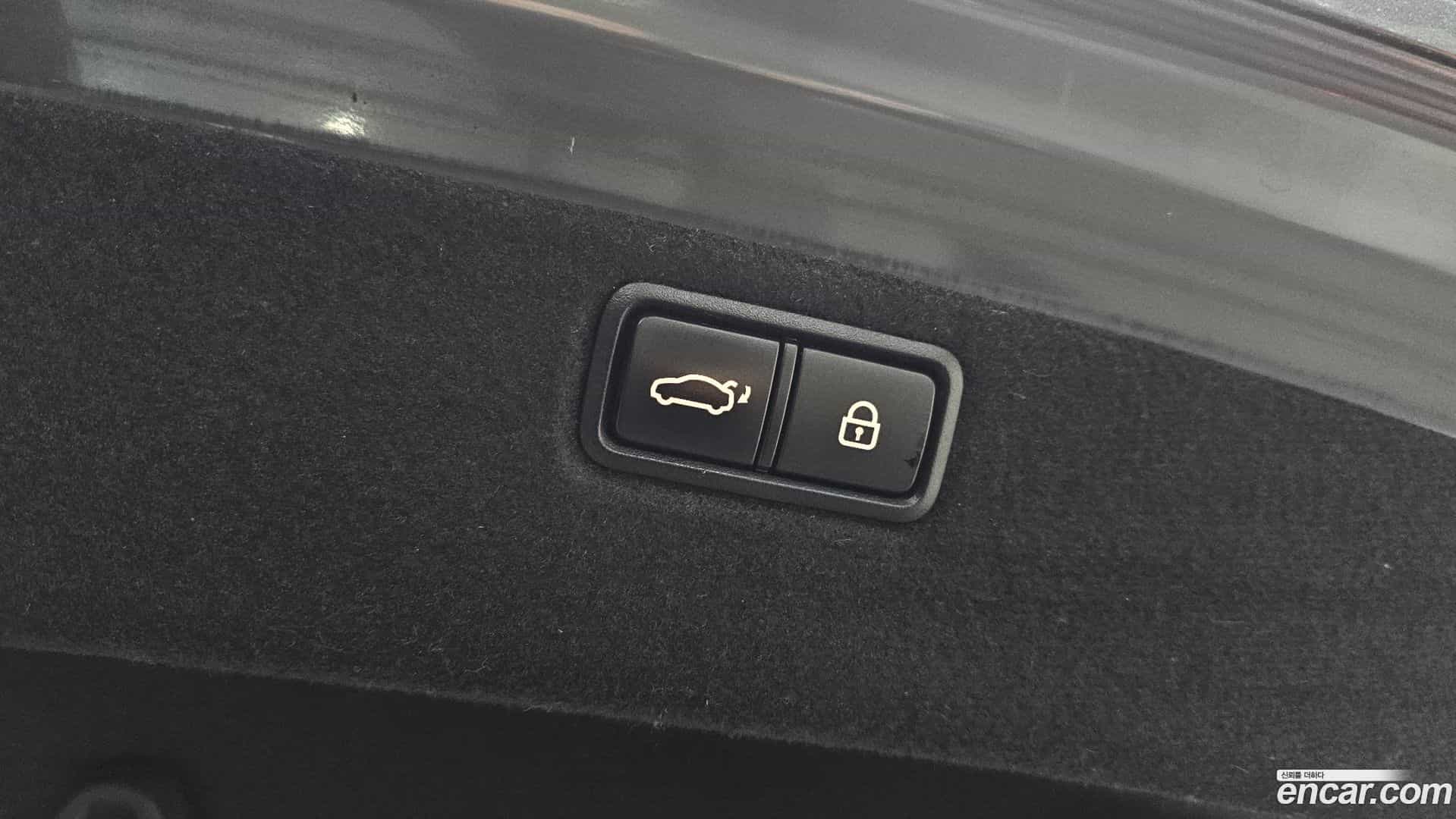 G80 Genesis 2017.10-OPTION-024