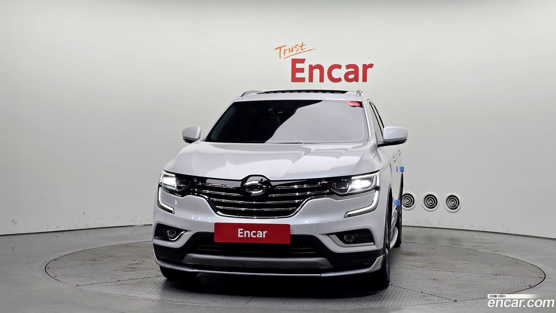 Main__Slider__Photo:QM6 Renault-KoreaSamsung 2019.2-2