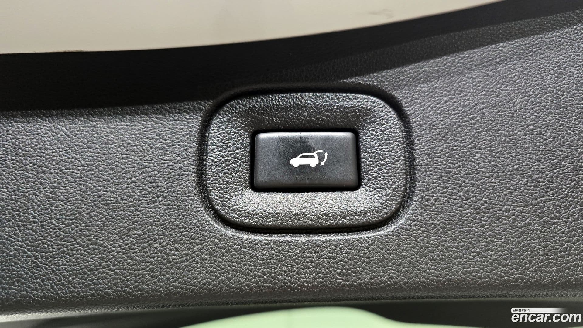 Main__Slider__Photo:QM6 Renault-KoreaSamsung 2019.2-19