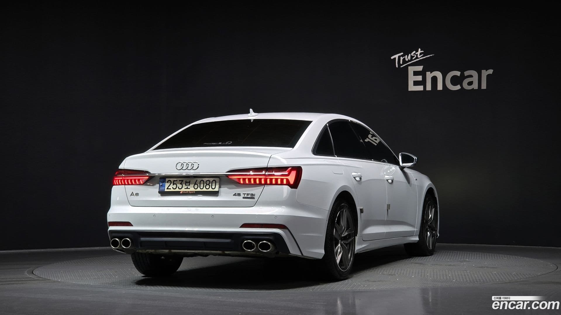 Main__Slider__Photo:A6 Audi 2019.10-1