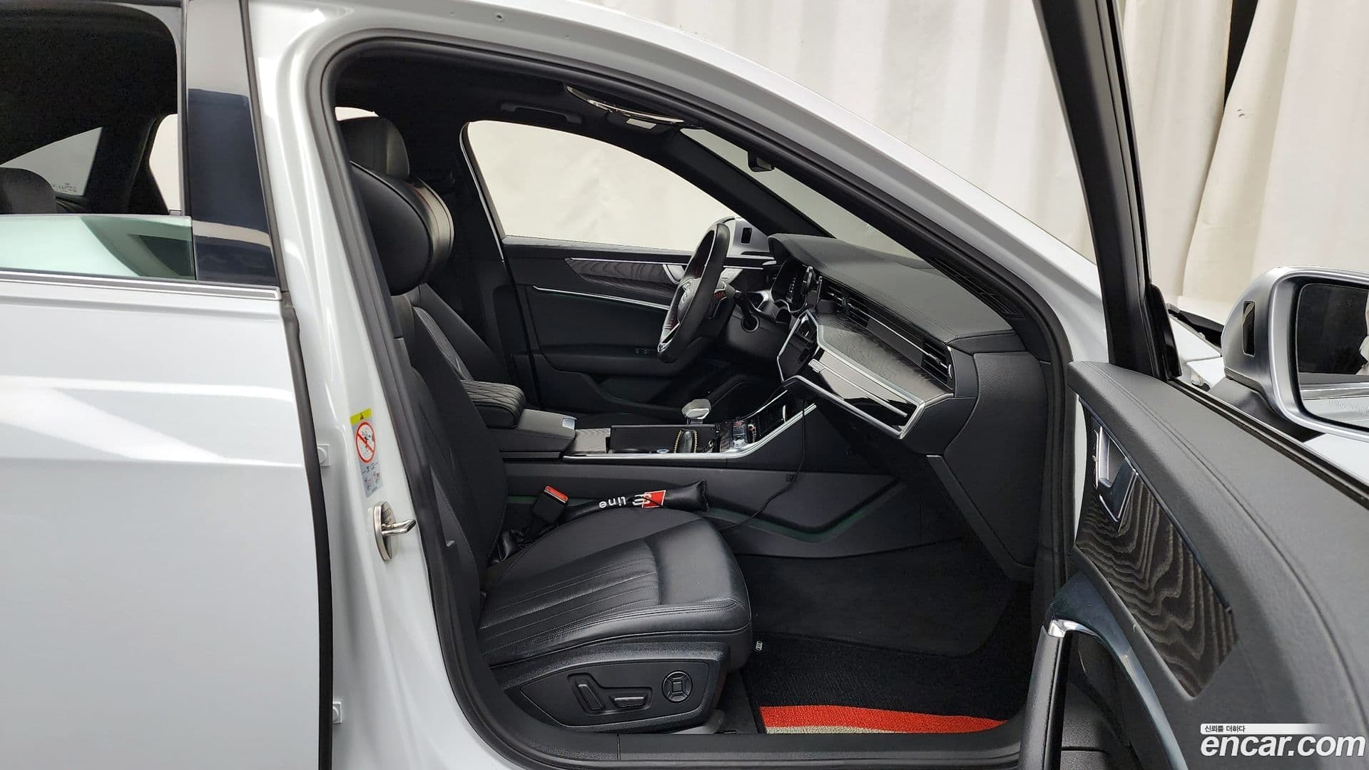 Main__Slider__Photo:A6 Audi 2019.10-10