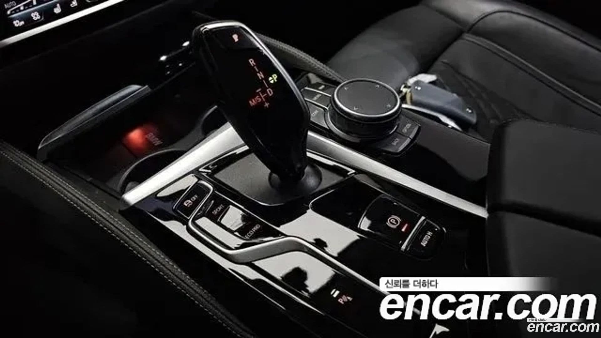 Main__Slider__Photo:5-Series BMW 2021.1-8