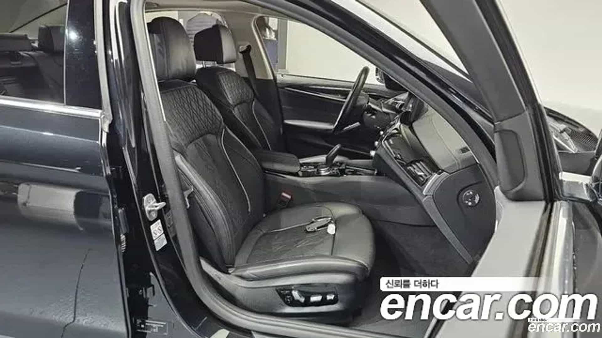 5-Series BMW 2021.1-INNER-010