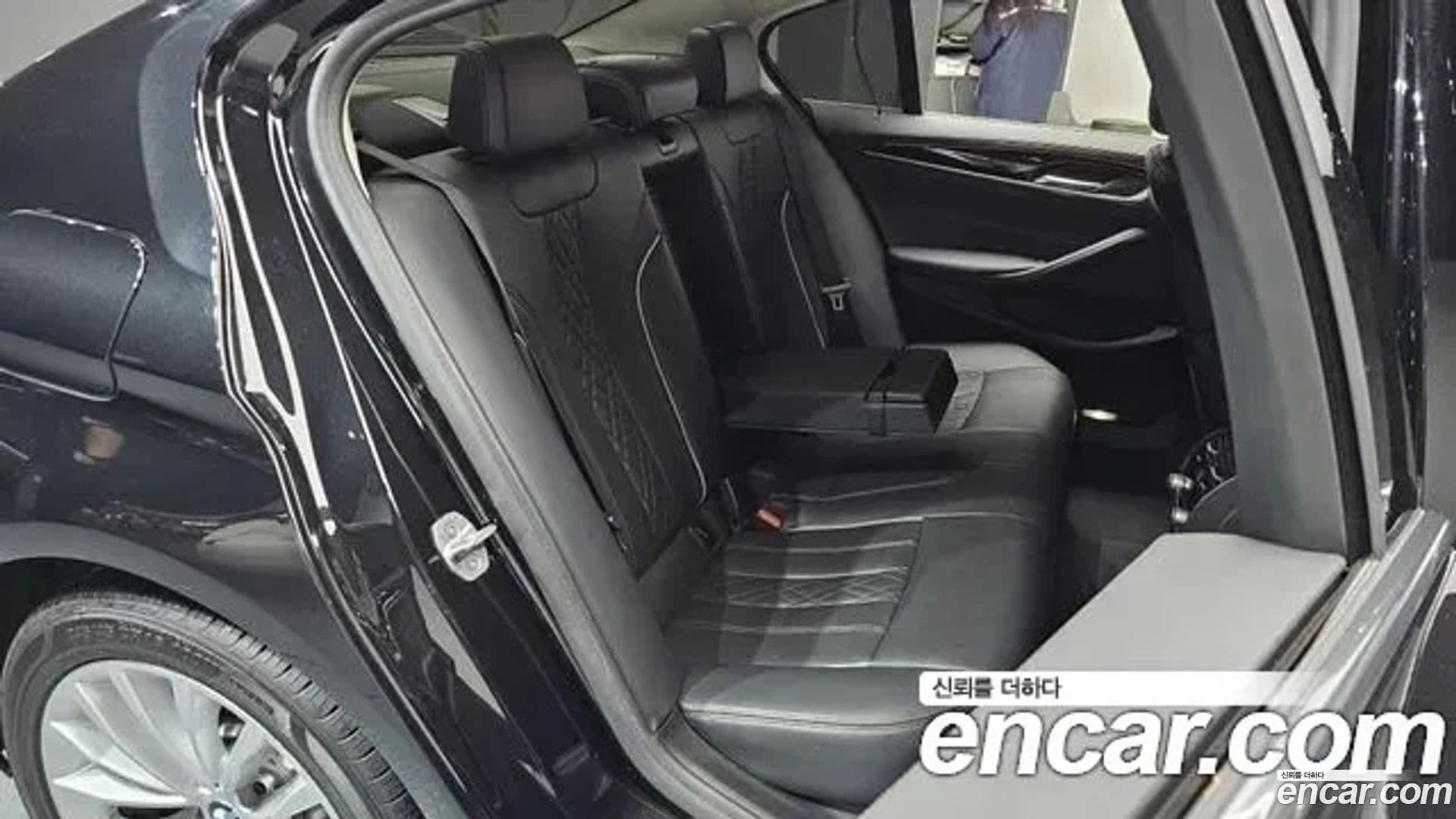 Main__Slider__Photo:5-Series BMW 2021.1-12