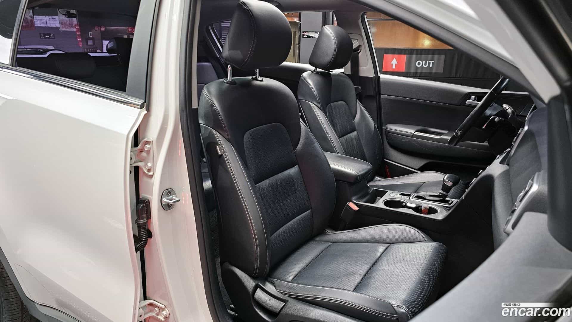 Sportage Kia 2016.2-INNER-010