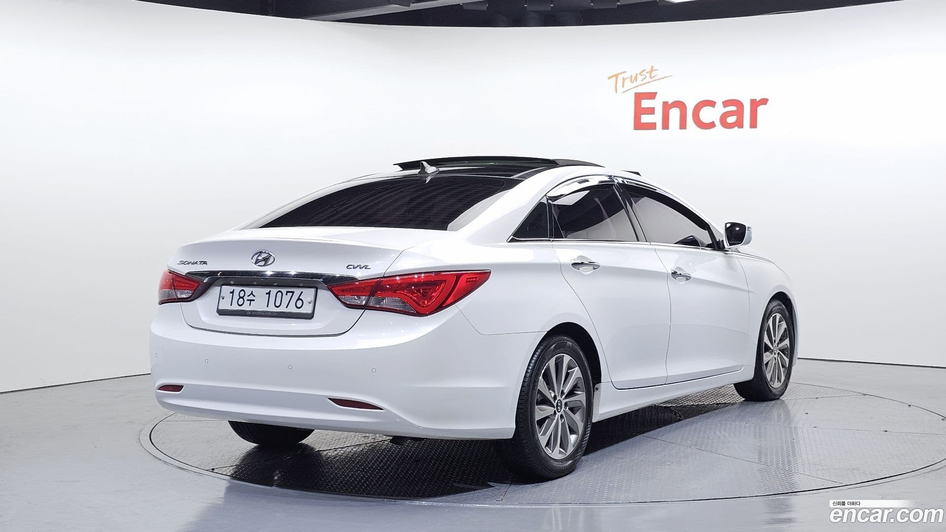 Main__Slider__Photo:Sonata Hyundai 2013.4-1