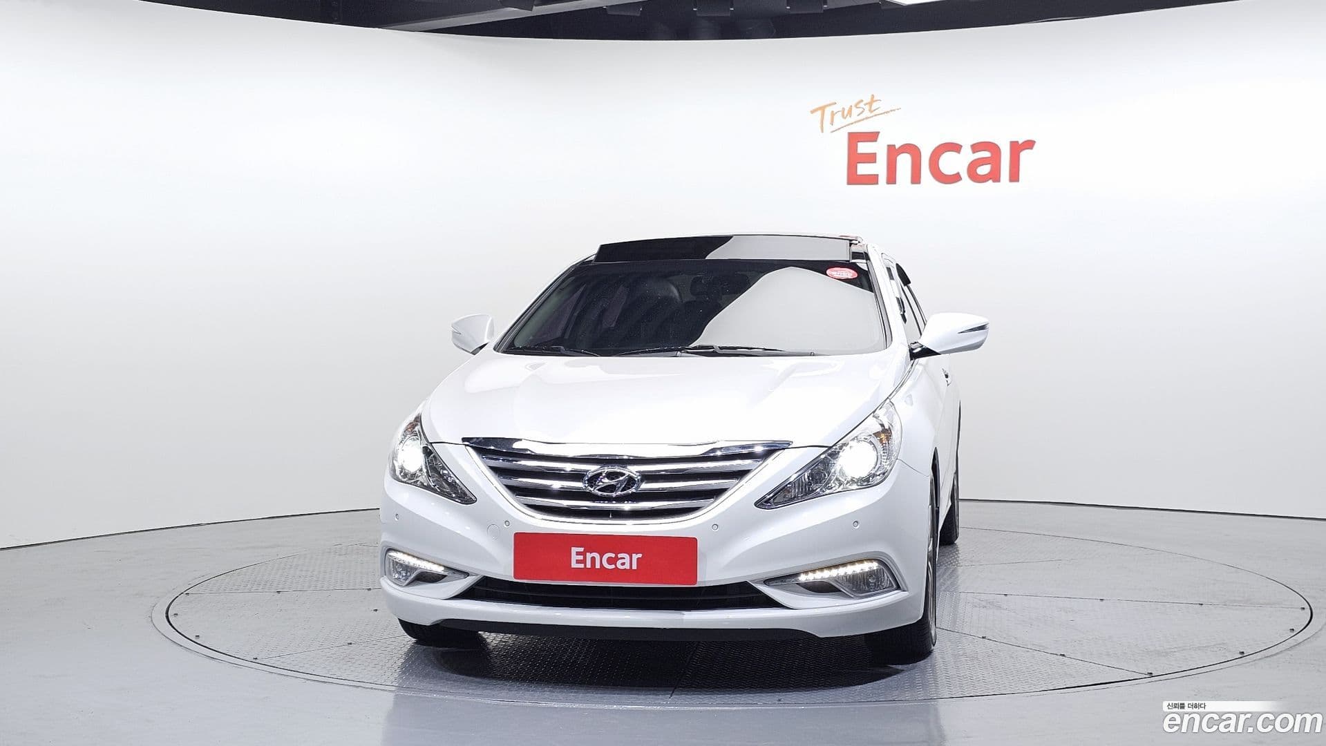 Main__Slider__Photo:Sonata Hyundai 2013.4-2