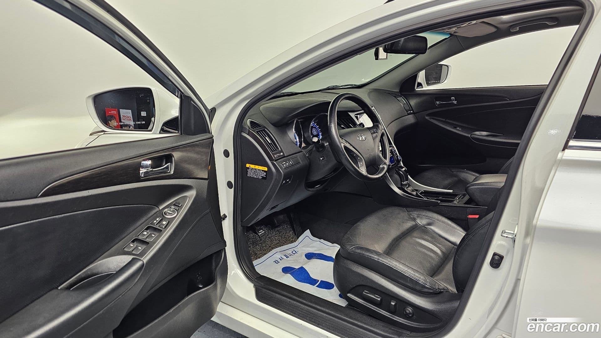 Main__Slider__Photo:Sonata Hyundai 2013.4-9