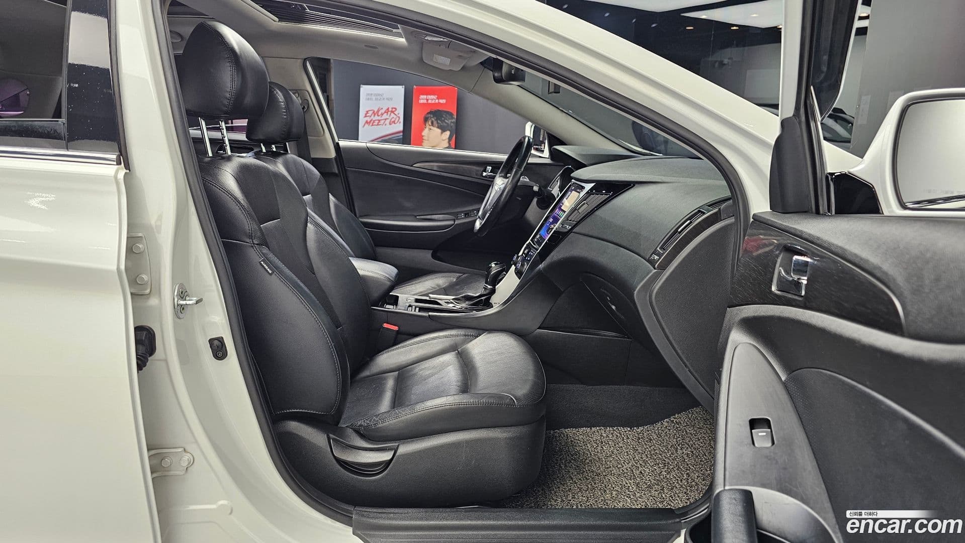 Main__Slider__Photo:Sonata Hyundai 2013.4-11