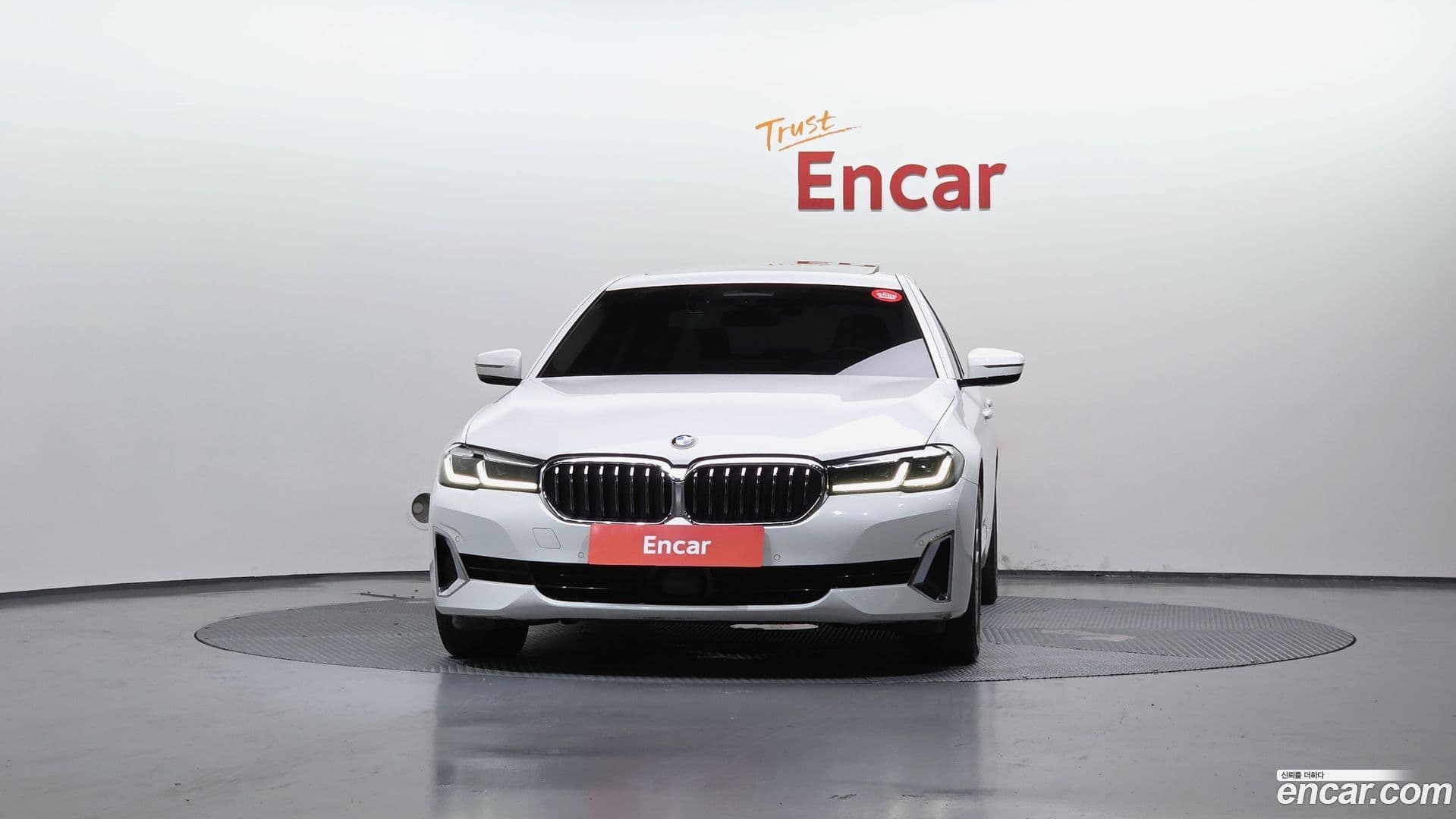 Main__Slider__Photo:5-Series BMW 2020.10-2