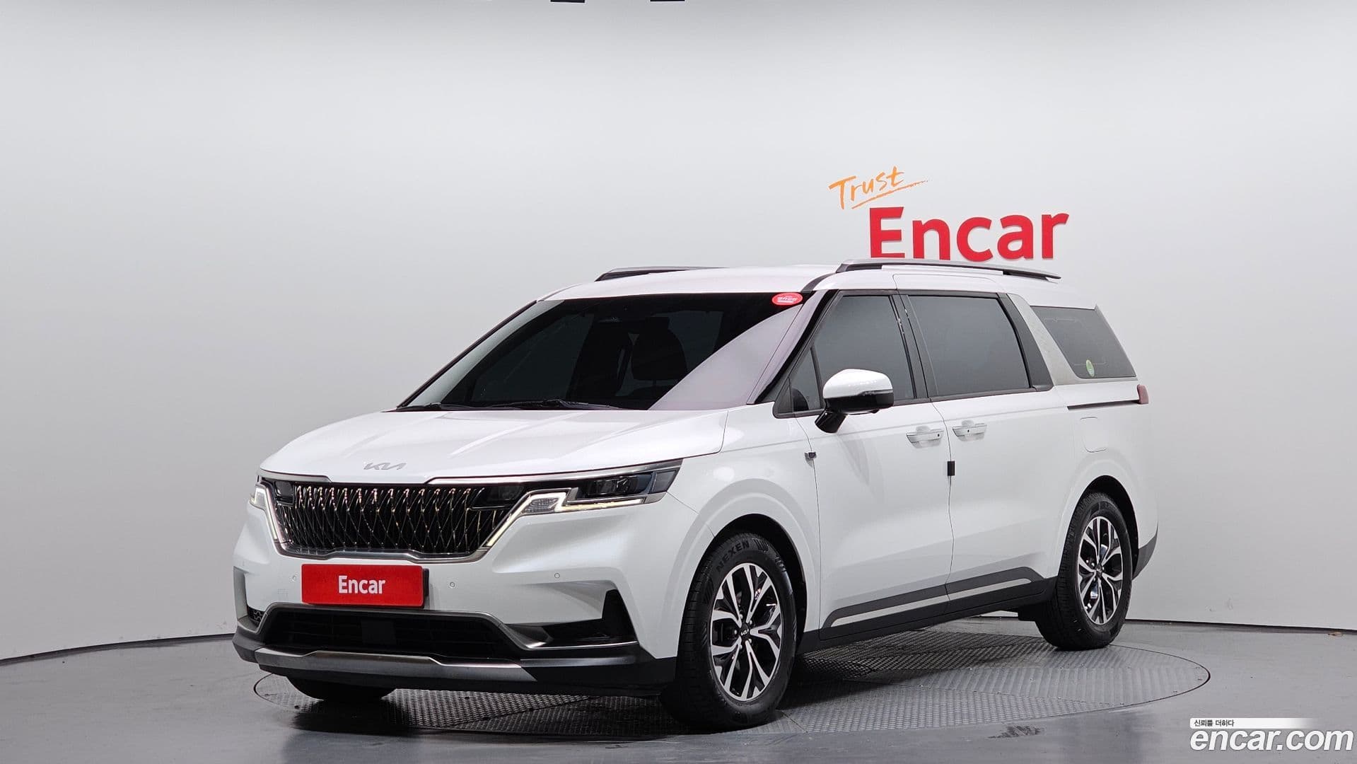 Main__Slider__Photo:Canival Kia 2021.10-0