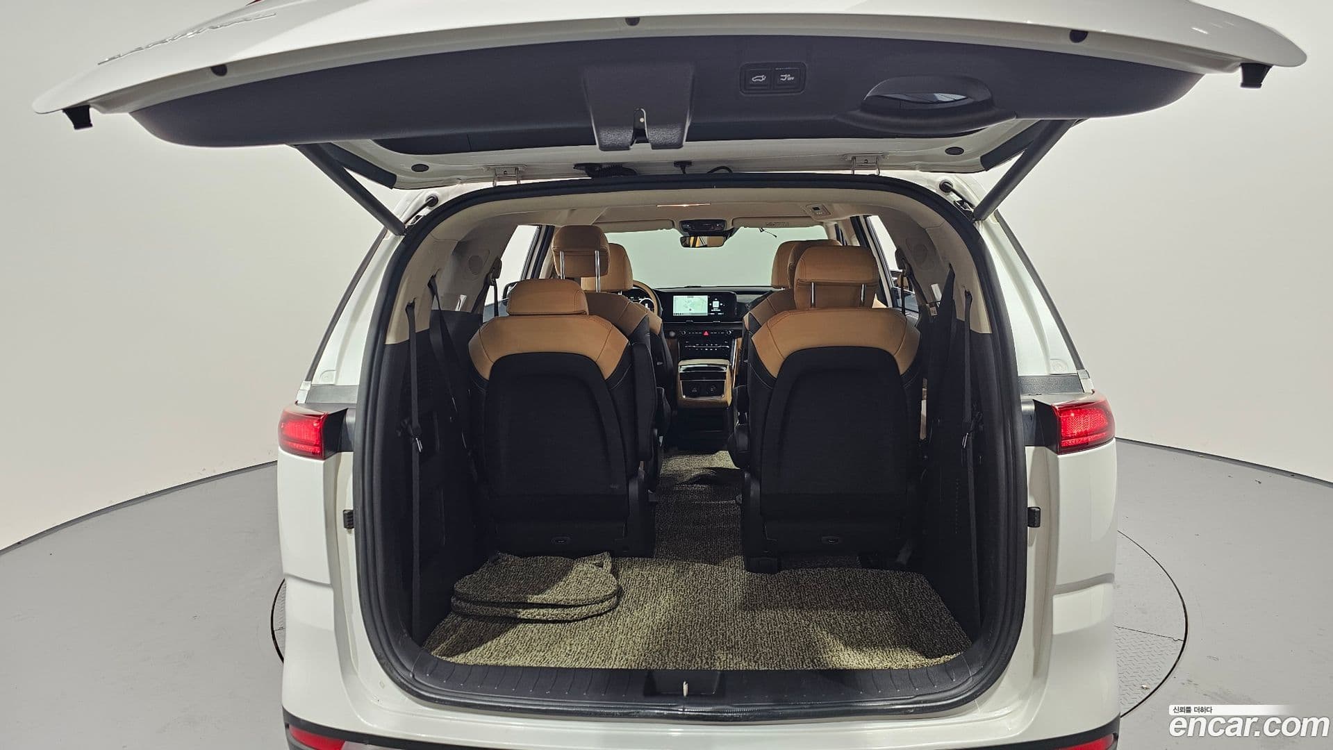 Main__Slider__Photo:Canival Kia 2021.10-19