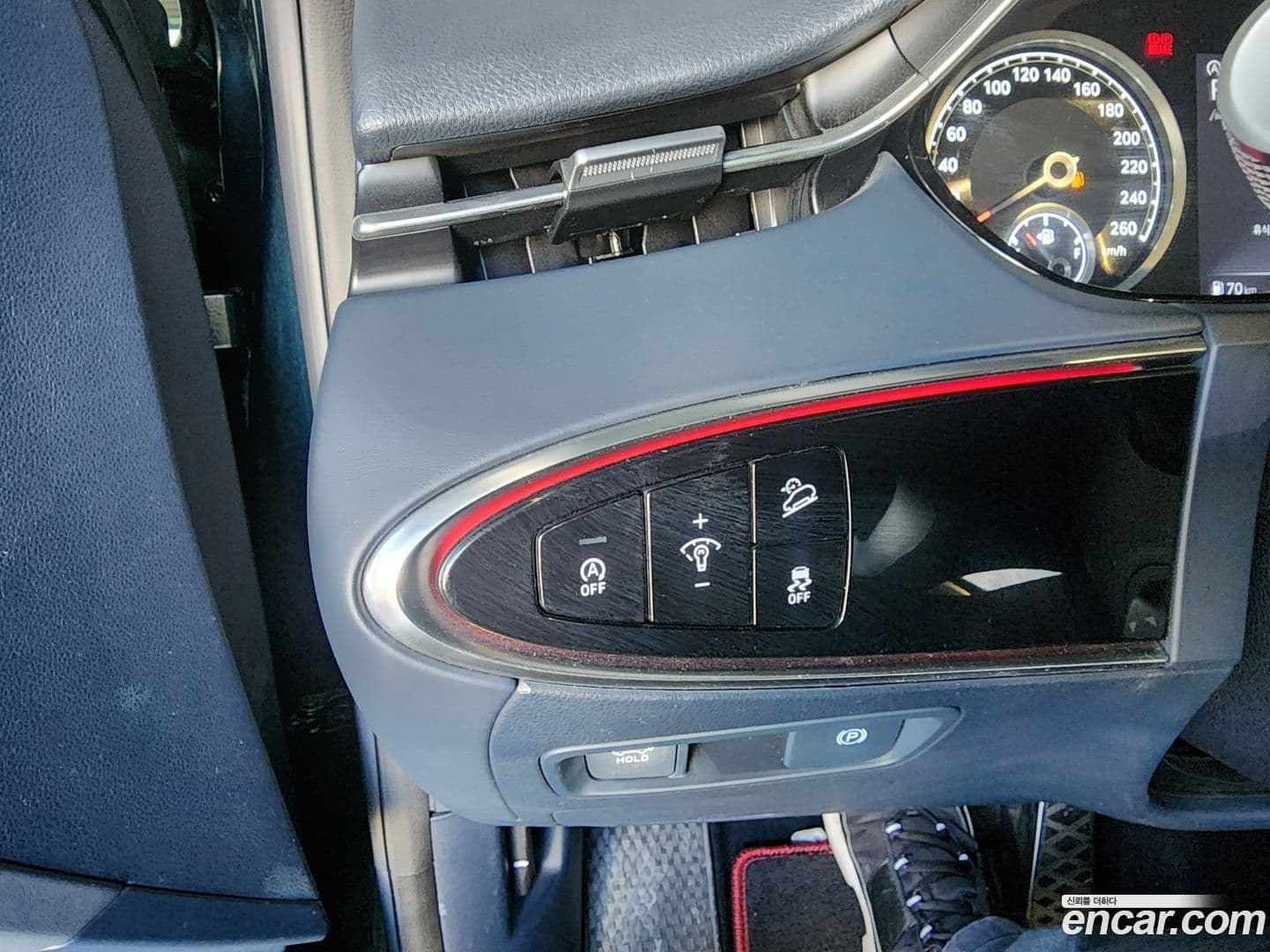 Main__Slider__Photo:GV70 Genesis 2021.5-15