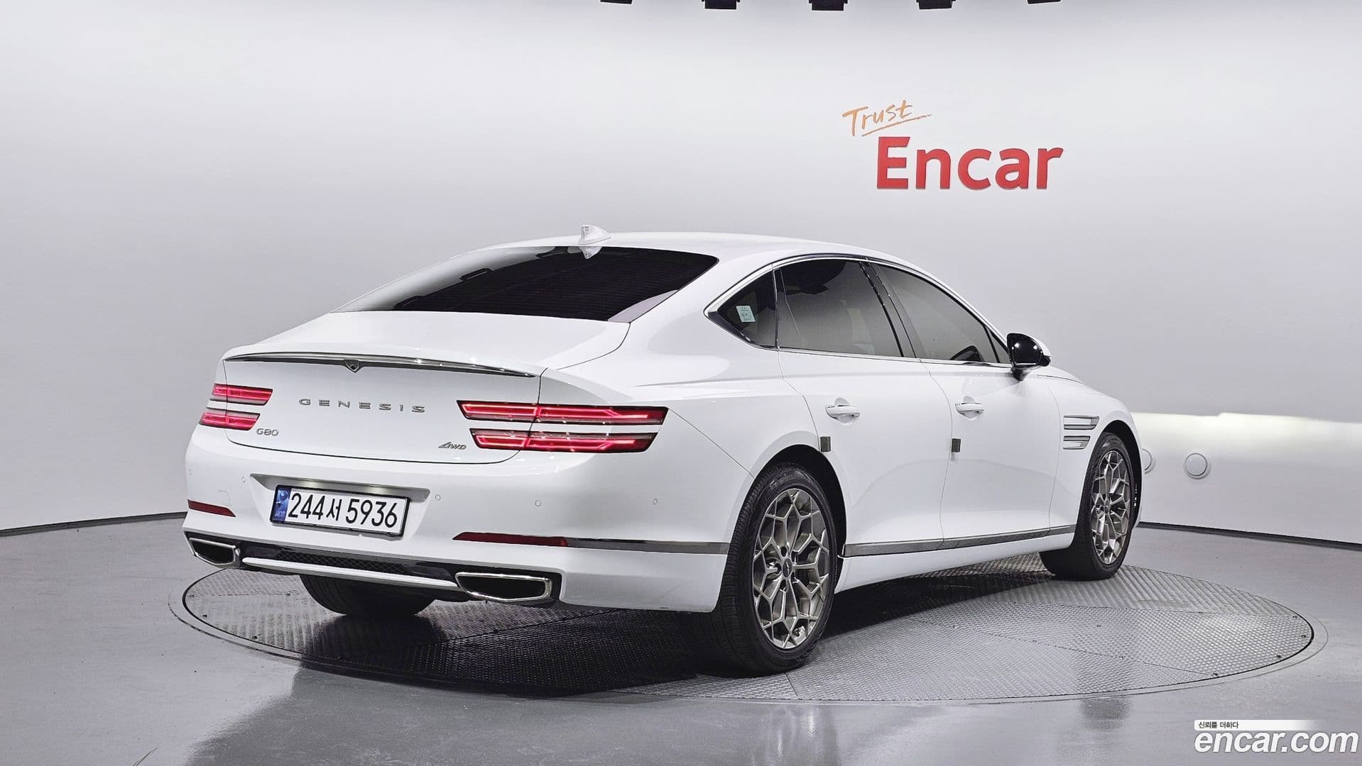 Main__Slider__Photo:G80 Genesis 2024.0-1