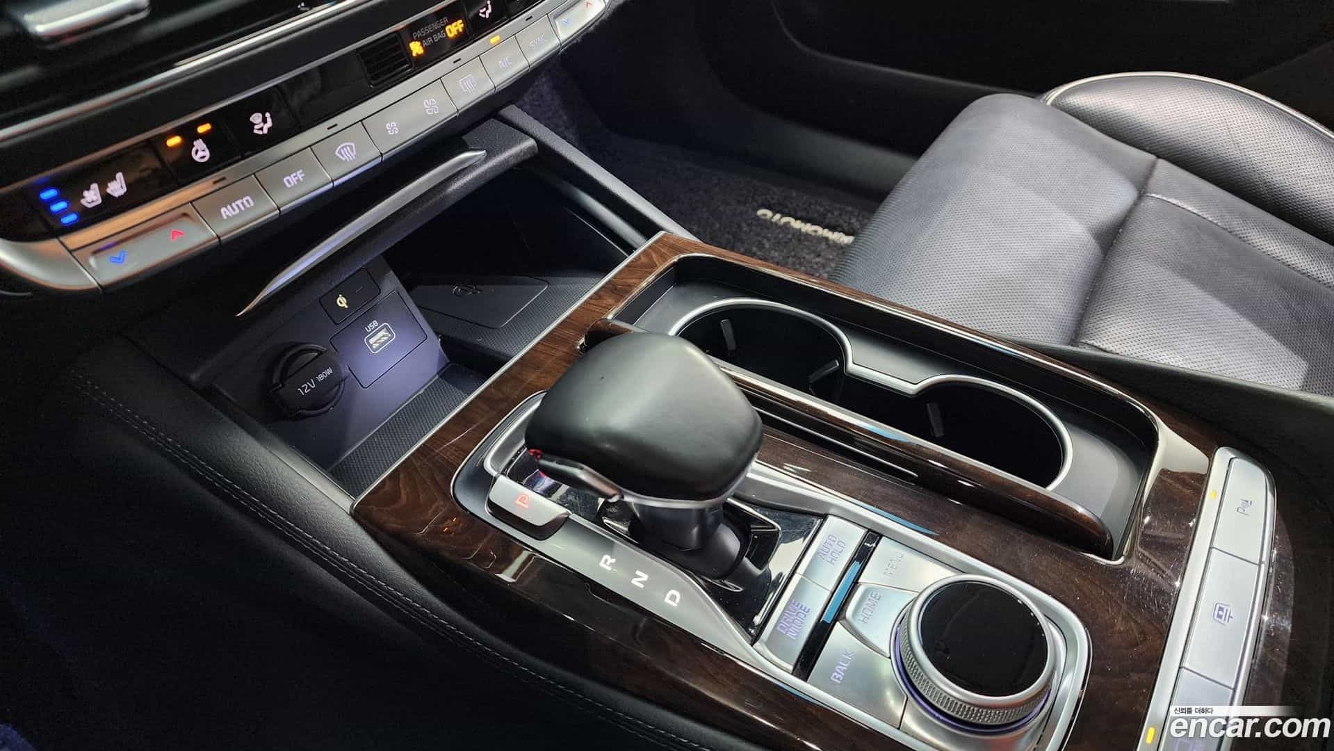 K9 Kia 2018.5-INNER-009