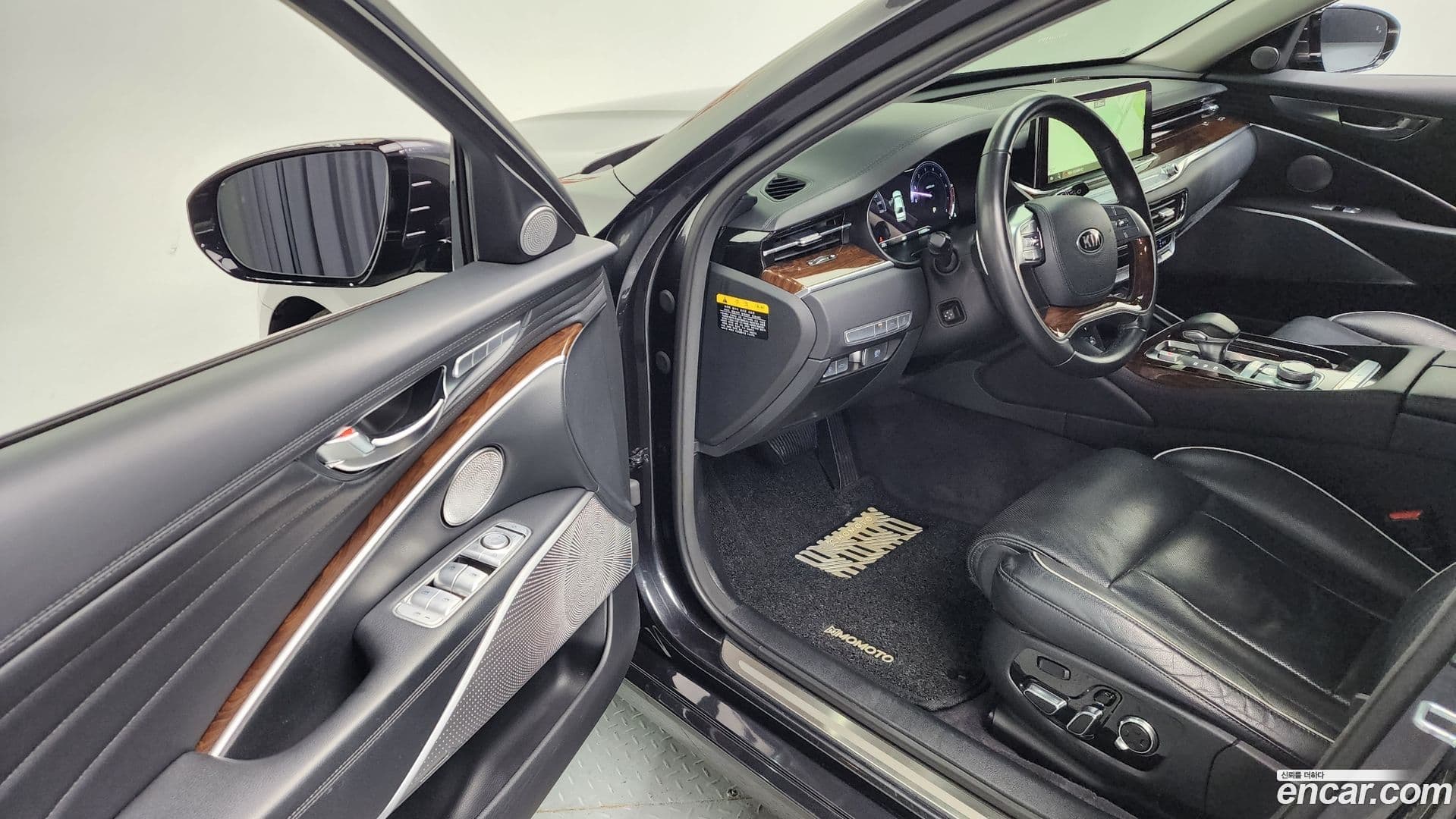 Main__Slider__Photo:K9 Kia 2018.5-11