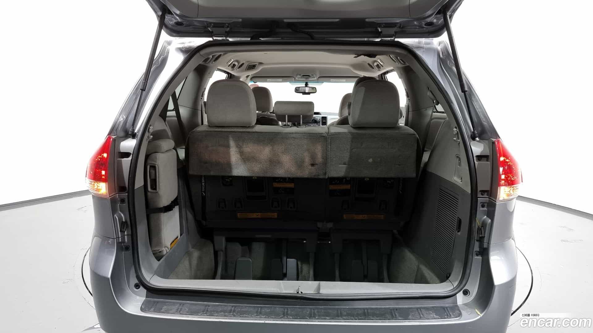 Sienna Toyota 2013.11-OPTION-024