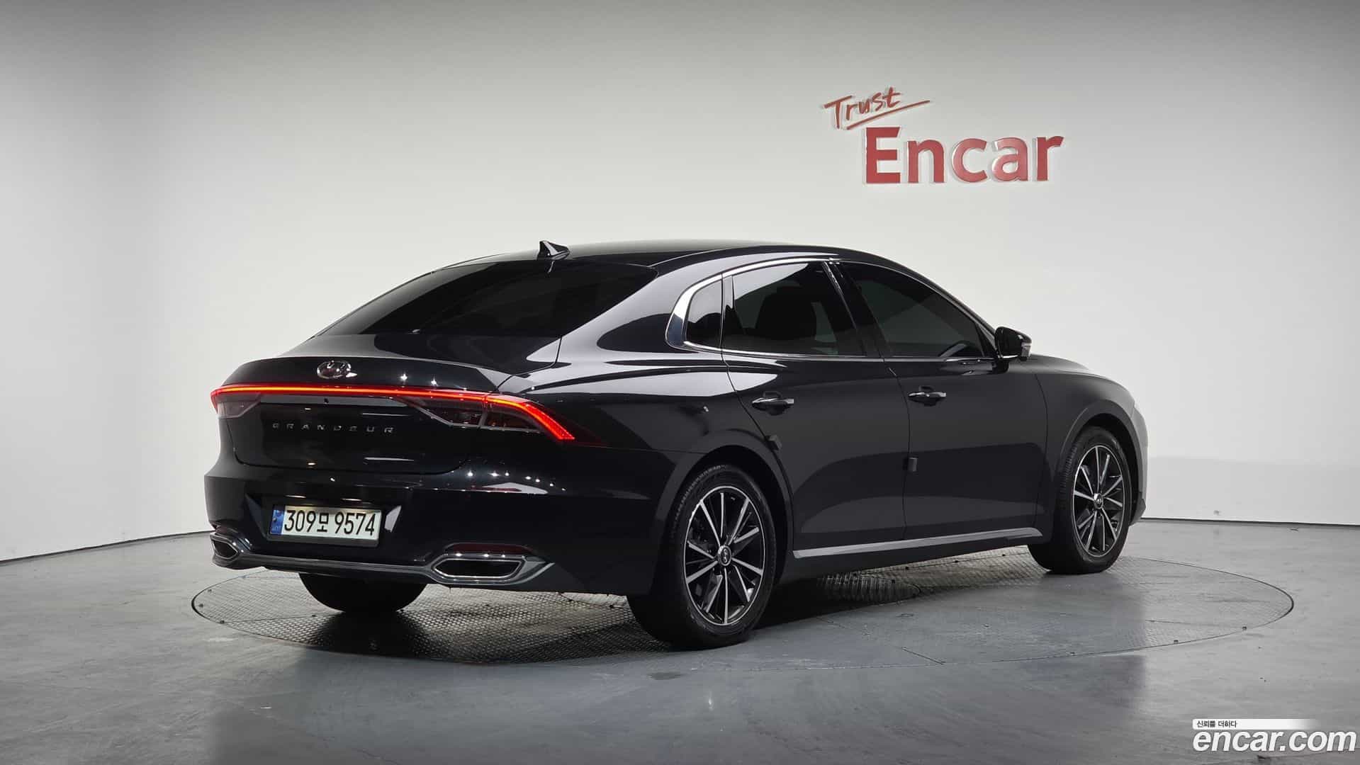 Grandeur Hyundai 2021.5-OUTER-002