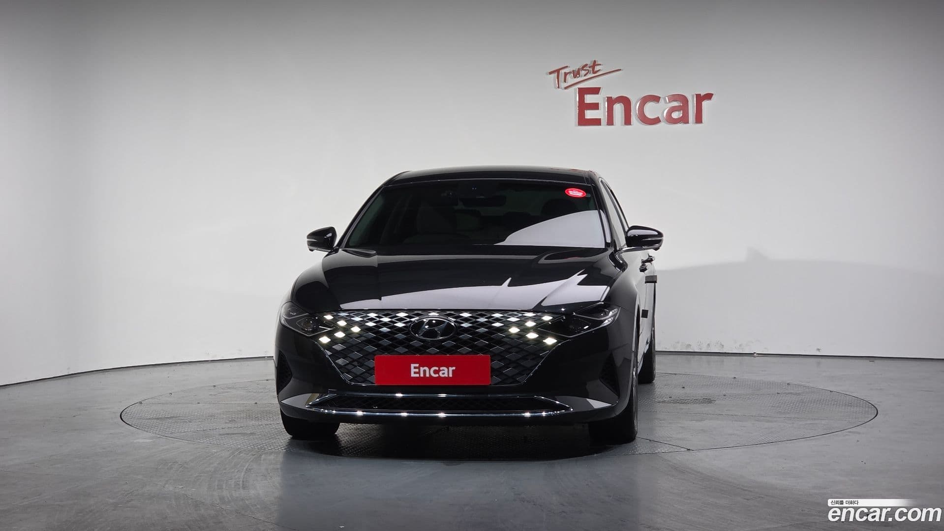 Main__Slider__Photo:Grandeur Hyundai 2021.5-2