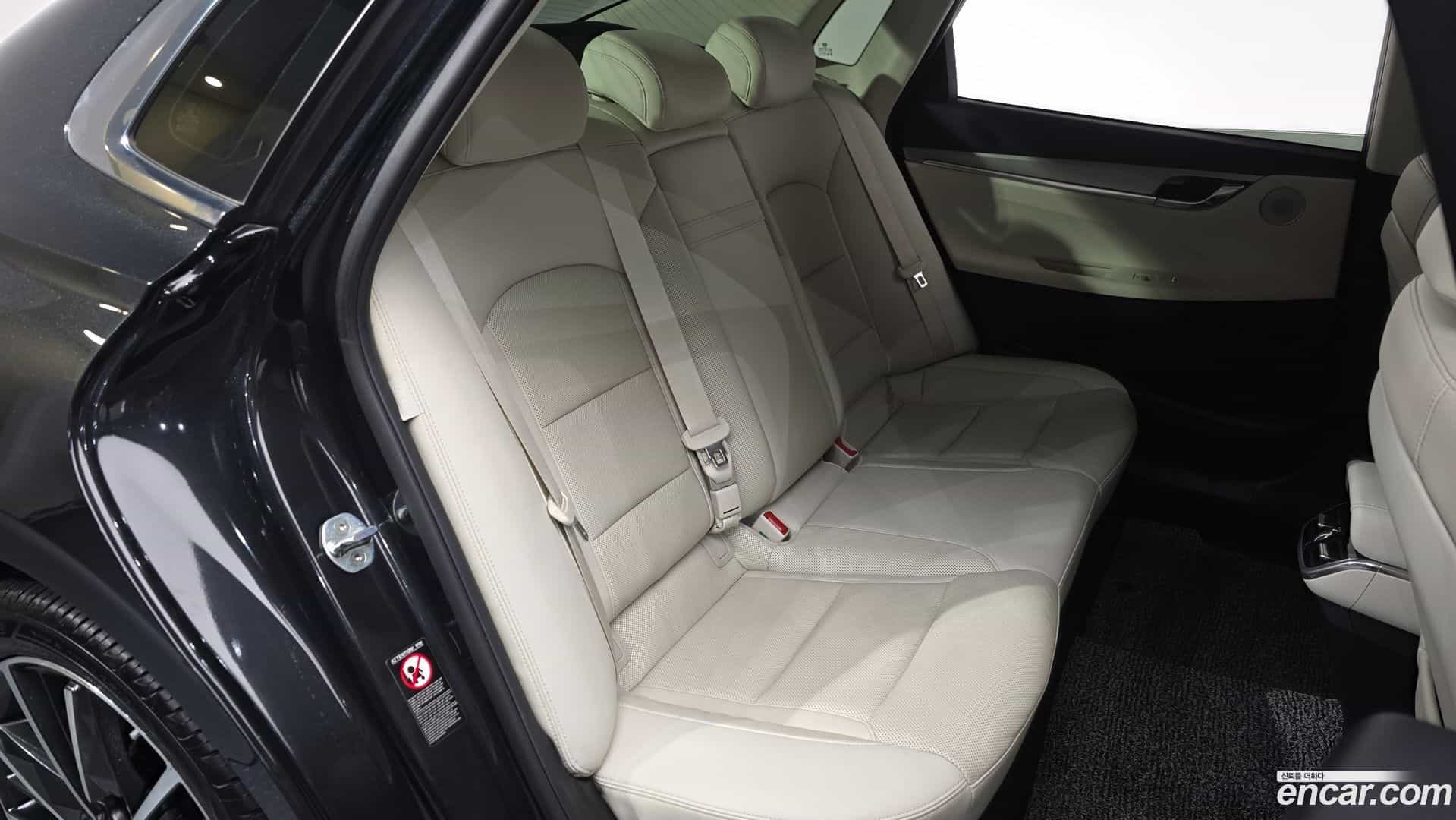 Grandeur Hyundai 2021.5-OPTION-016