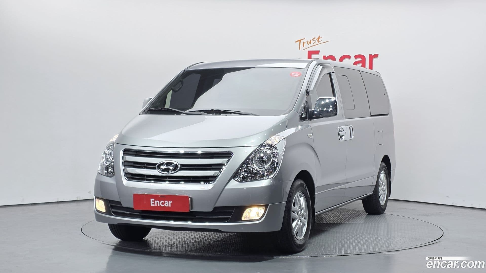 Main__Slider__Photo:Starex Hyundai 2017.10-0